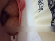 女友粉嫩白皙的乳房被单男蹂躏抽插刺激爆棚