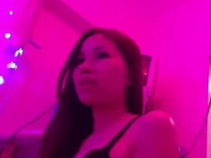 洋腸米糕香港嫖妓初體驗！偷拍出來賣的妹子 沒想到一個比一個還不錯…口技了得!!