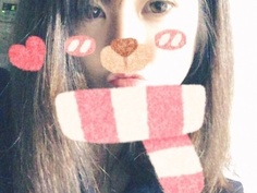 放學後的自我紓壓！妹子自摳玩水嘩啦啦！高潮釋放需求大洩洪：想要哥哥幫忙