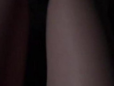 오늘 새벽… 공원 놀이터에 아무도 없길래 혼자 앉아서 구두 벗구 비젖은 땅에 발 비비면서 슬그머니 아래 문지르기.. ㅎㅎ 애처롭지 나 ㅜㅜㅜㅜ 근데 팔로워는 2만명인데 왜 반응 수는 백단위냐구 ㅜㅜ 눈팅만 하지 말구 리블로그나 좋아요 좀 눌러주라구 ㅜㅜ