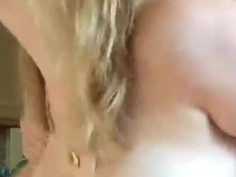 minus the teeth this bitch is smoking hot