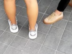 Smoking hot legs again~ I love it! #sggirls