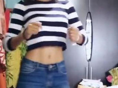 : Badan patah sak kalau kene maen. Hahaha Kalau nak record pun, pegilah bersih kan bilek dulu ? Ewah,amboi !!$