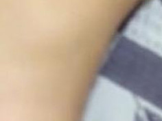 똥꼬롤 눈 막고 잠지로 입막고….