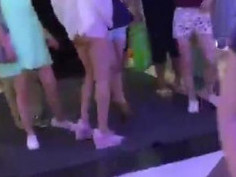 世界这么大，大家一块看