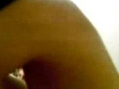 初嘗禁果的小美女干完一次還要！_1