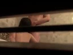 밑에 둘이 샤워를 하더니 둘만의 시간을 달라고 하여 잠시 빠져 주었더니 뒷치기에 입사로 마무리 해주네요. 남자에게 즐거움을 주는 걸 더 좋아 하는 와이프입니다.