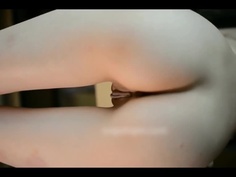 剃毛讓你看得更清楚！女神級小模三角洲除毛拍高清！攝影師伸出手指觸碰：好羨慕