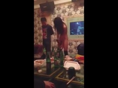 KTV變炮房！露臉全裸刺激任你摸！