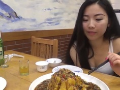 台灣豪放美眉與外國男友的淫亂生活