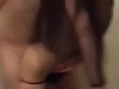 身材功夫都很棒，還把身份證都公怖了