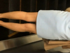 真‧偷拍神人!!趁搭電扶梯偷偷地拍穿短裙的騷妹 被發現就完了 3