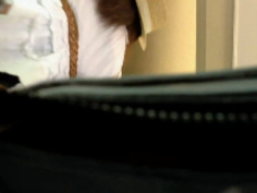 真‧偷拍神人!!趁搭電扶梯偷偷地拍穿短裙的騷妹 被發現就完了 1