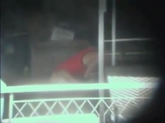 黑夜透視太勁爆 了！雜物間晚上偷情還以為沒人看到！露臉