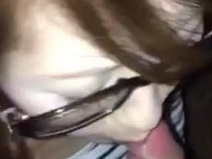 骚货女友口爆吞精