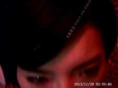 高官開的招待所果然不一樣！騷小姐語出驚人「看我逼毛長得多色」客人一下就射