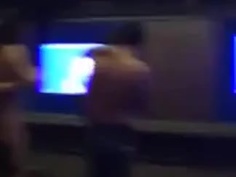 瘋狂的KTV群P淫亂