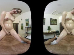 去了不正經的按摩場 和技師來了一炮