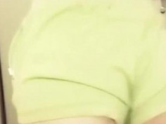 동네 피씨방.. ㅎㅎㅎ 첨 와보는 곳인데 사람이 별루 없당.. 여자가 나밖에 없움 ㅜㅜㅜㅜ 쌩얼루 나올랬는데 텀블에서 동네 산다는 분이 술 한잔 하자구 해서 급하게 화장하구 나옴.. ㅎㅎ 초면인데 그래두 성의는 보여야 하니깤ㅎㅎㅎㅎ 네시에 일 끝난다는데 혼자 머하징 ㅜㅜ