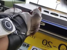 20몇초쯤에 남자 얼굴 잠시나오는데 개줫박음ㅋㅋㅋㅋ