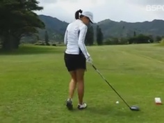 為什麼男人們都喜歡打高爾夫，原來球場太遼闊了做什麼都沒人知道啊，杆弟們為了賺外快原來有特別服務啊