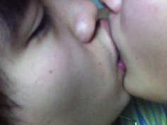 彩色間條衫港女咀咀