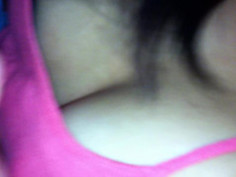ABC粉紅Bra自拍