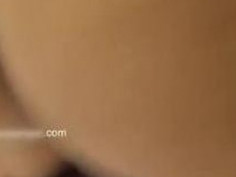 衣食无忧的小夫妻情人节3p找刺激