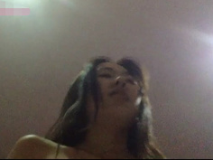 總是喜歡騎在我上面的女孩 真拿她沒辦法