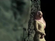 Promote tudung ke tetek ?? Aku dah lama ngidam nak setubuh nora ni walaupun aku tau ia sekadar angan2….