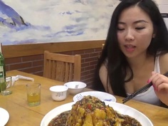 中日混血正妹Tia台灣豪放美眉與外國男友的淫亂生活