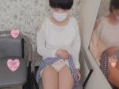 【素人動画】さゆみ18歳　チンポ不慣れすんごい恥ずかしいオッパイ純朴娘に生ハメ中出し【素人動画】 FC2-PPV 409694 - 2