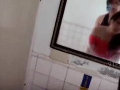 又是一對廁所鴛鴦......