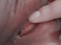 부담스럽게 클로즈업해서 찍논ㄷㅏ!! 헤헿 벌렁이 대 실패!! 아 진짜 보지올릴 생각없었는데 오늘 왜이러져 요즘 잠잠하다싶았는데 이게 오늘을 위해서인가 아…존나야해..