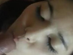 此美女的口交技术是在妓院学的吗？一流啊