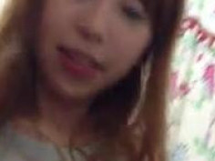 这个妞不错的哦，会玩