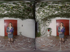 Realtor sells house using her body and the tight teen home owner in VR