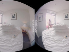 Amateur YanksGirl Marina Masturbates with a Hitachi in 3D VR