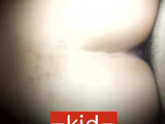 점 두개 정액 먹기뿐만 아니라 시키는대로 다 함 ￥총평￥ 민이의 라인은 좋으나 신음소리가 약하며 화질은 좋지만 어두워서 잘 보이지 영상들이 있어서 아쉽니다. 생리 중이라 질사하는 포효는 흐뭇했으며 진동기보단 다른 장난감을 추천합니다. 펌프질의 기본 삼단 자세중에 뒷치기가 없었던 점 아쉽지만 온 몸을 애무해주고 말도 잘 듣기에 후장을 뚫어보는걸 권유합니다. 영상 잘 보았고 용량 큰 영상은 자르기 편집하여 포스트하겠습니다 구독자 msl●●●● 민이06 키에