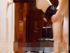 先在椅子上插一頓 到浴室床上在繼續操