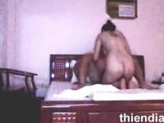 E Hằng vếu khủng