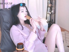 韓國妹妹的優良傳統 胸部大身材好 (5)