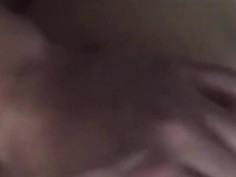 超騷氣大三正妹在小套房裡大玩性愛遊戲！最愛綑綁play：瞄準她的嘴射19