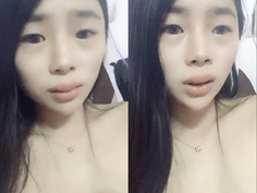 可愛妹子露小穴吸引哥哥帶她出去玩