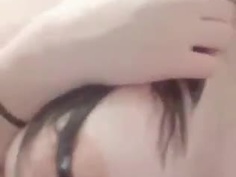 19歲少女的發育實力！白皙G奶乳晃超養眼！想要揉手還要夠大：想抓著對她拼命衝刺2