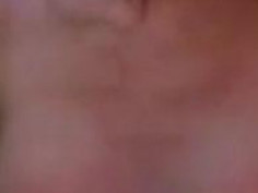 [自拍露臉]ＡＰＰ約到的正妹開房間！呻吟好聽～下面還全剃掉，不賣力的滿足她怎行呢？（有影）