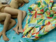 [酒醉自拍]老婆喝到不醒人事，想要只好當成[充氣娃娃]玩！感覺像撿屍（有影）