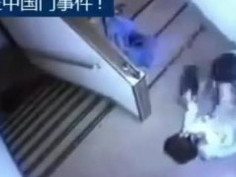 真實樓梯硬上ＯＬ～過程全被攝影機拍下！可怕慎入（有影）