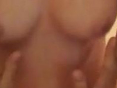 手機遺失台灣女星傜傜私密自拍外洩