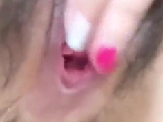 誰受的了這騷B的勾引 直接上了她吧！